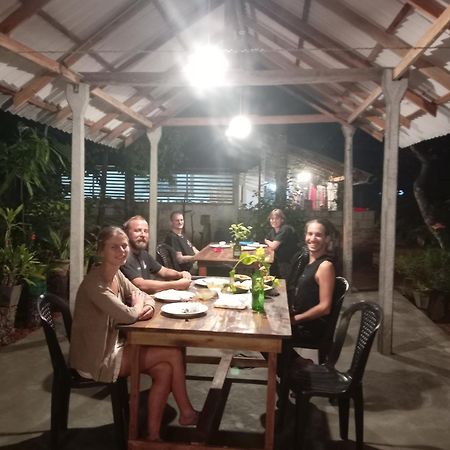Lake House Homestay Anuradhapura Luaran gambar