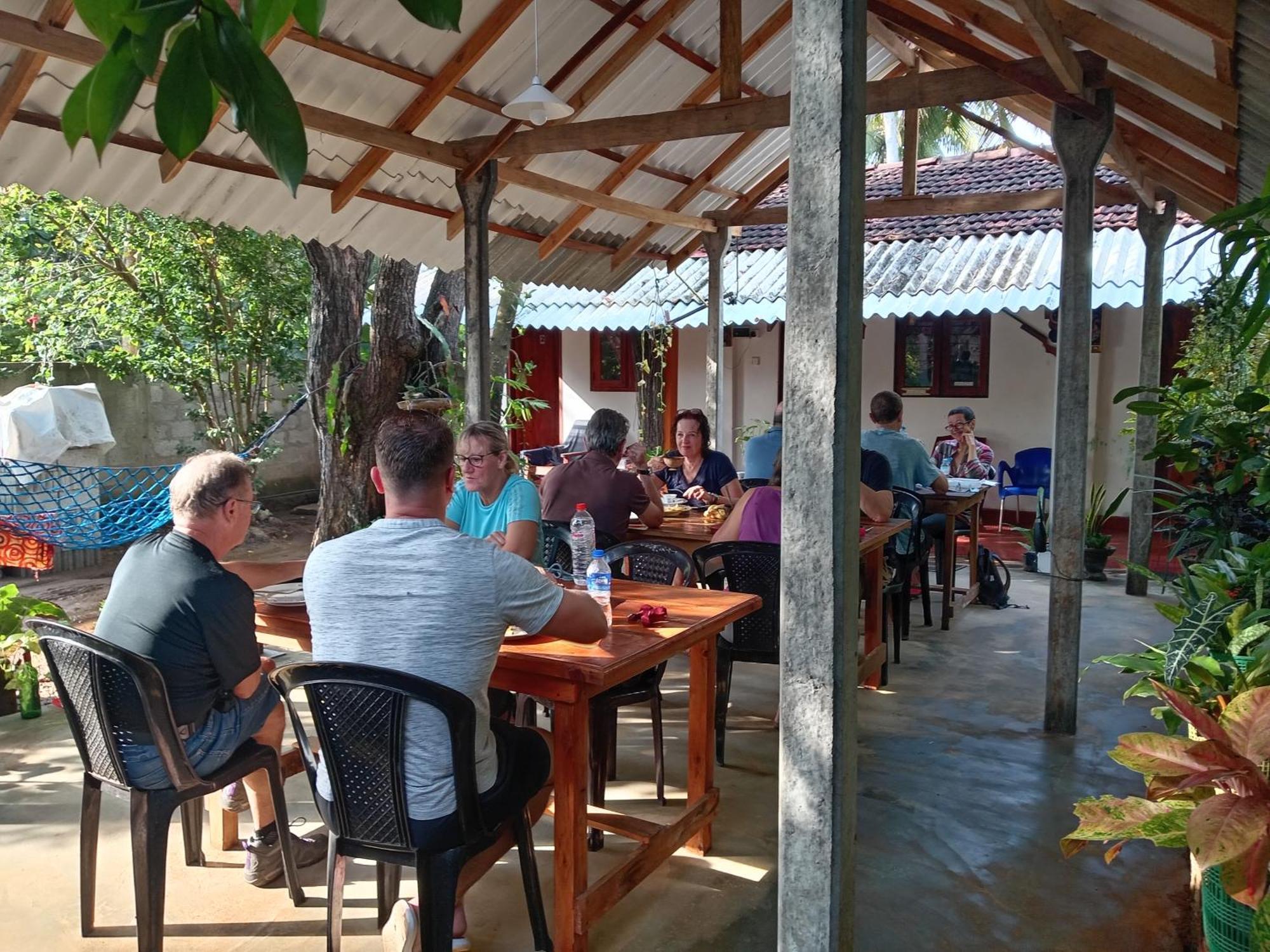 Lake House Homestay Anuradhapura Luaran gambar