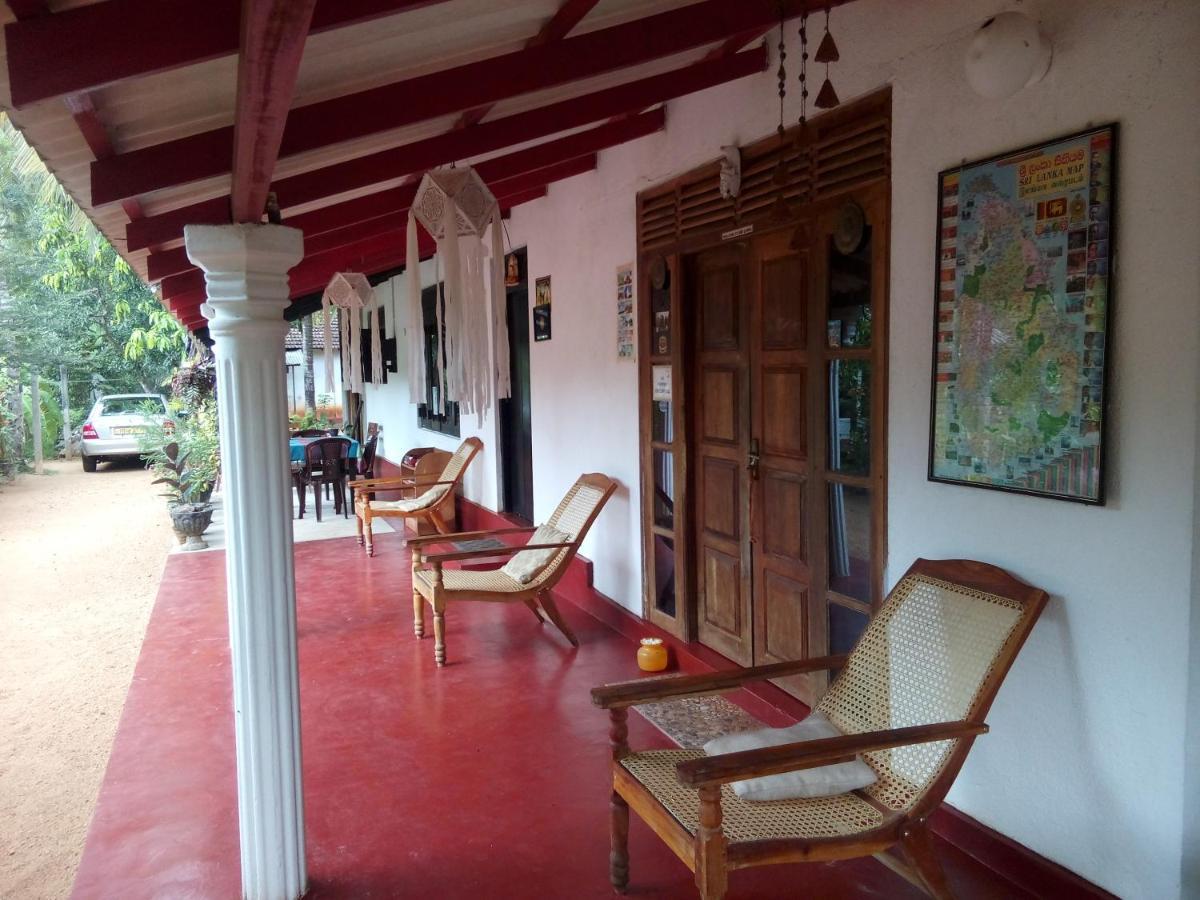 Lake House Homestay Anuradhapura Luaran gambar