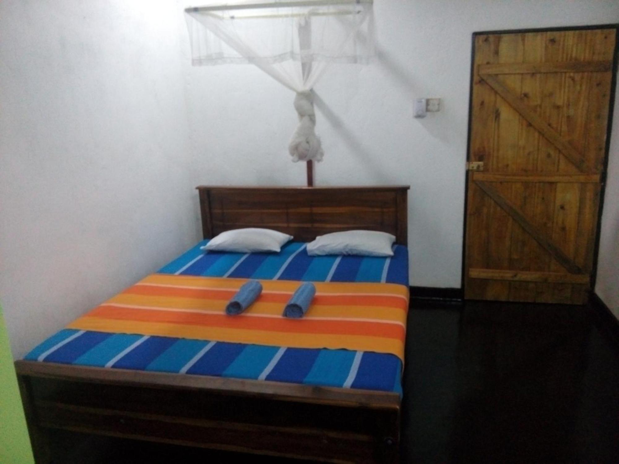 Lake House Homestay Anuradhapura Luaran gambar