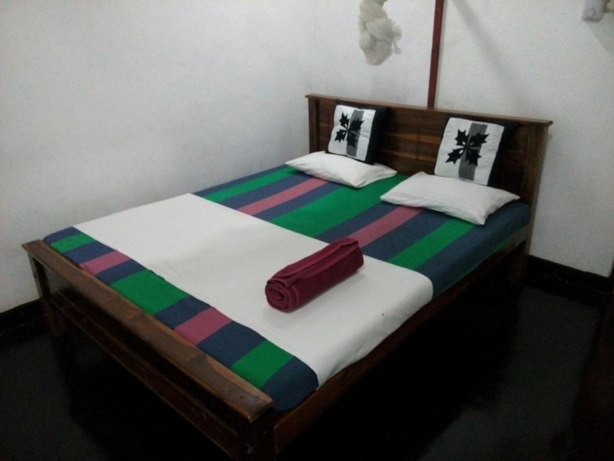 Lake House Homestay Anuradhapura Luaran gambar