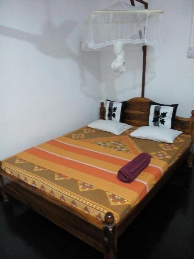 Lake House Homestay Anuradhapura Luaran gambar